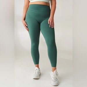 Vitality Revive Pant in Jade